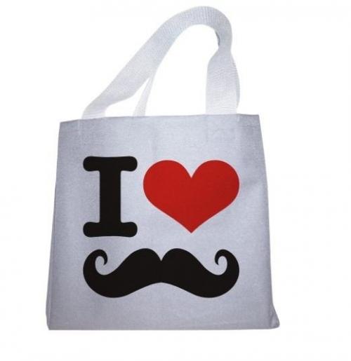 ¡ BIGOTES EN TODO!